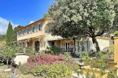 Image de La Bastide De Rocquejeanne