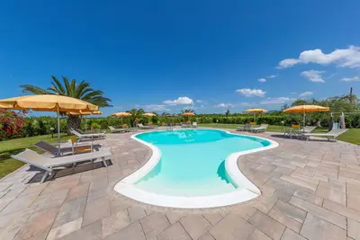 Image de Ferme 'Appartamento 2 - Il Lentisco' avec piscine partagée, terrasse privée et Wi-Fi