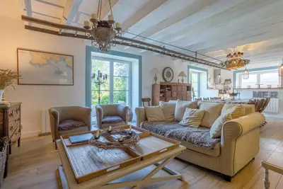 Image de Maison de vacances 'La Bonne Descente' avec vue sur le lac, terrasse privée et Wi-Fi