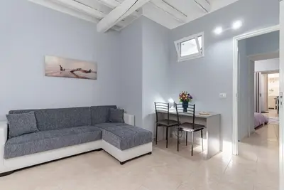 Image de Villa Bellini & Stadium Comfy Apartment