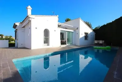 Image de Villa 'Verano' avec vue sur les montagnes, Wi-Fi et climatisation