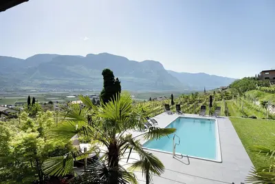 Image de Appartement 'Bacchushof Sauvignon' avec vue sur les montagnes, Wi-Fi et climatisation