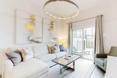 Image de Terrific townhouse with amazing pool, screened lanai, & washer/dryer