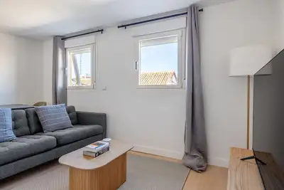Image de Excellent Malasaña 1br w/ Elevator, walk to Shops, by Blueground