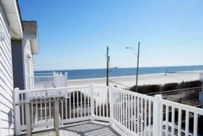 Image de 15 54th Street, Unit:East