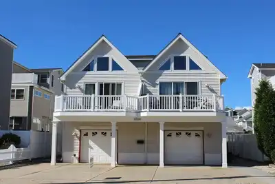 Image de 8508 Pleasure Avenue North