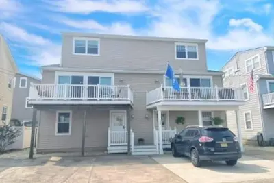 Image de 24 84th Street, Unit:East