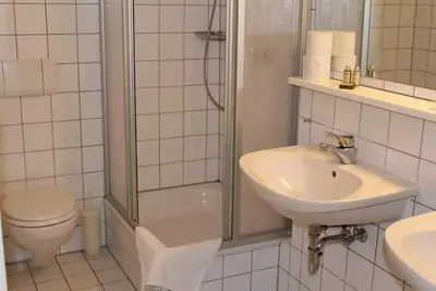 Image de Doppelzimmer mit Boxspringbett
