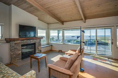 Image de T422 - 3 bedroom unit by beach access