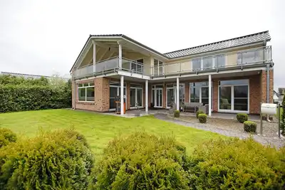 Image de Appartement \"Haus Eiderblick\" avec terrasse privée, jardin privé et Wi-Fi