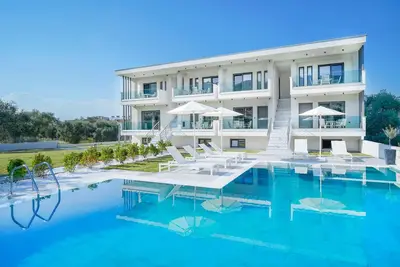 Image de Apartment with Pool View 38sqm - Olia Thassos Luxury Apartments