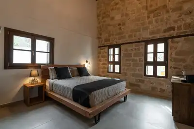 Image de Ancient Knights Luxury Suites\nRomegas Suite 4