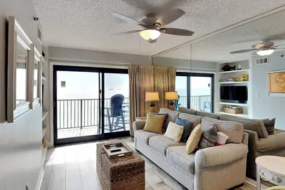 Image de Sundunes #172 | Stunning Views & Pool Access + Near Local Fun!