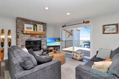 Image de Hudson House at Finn's Beach