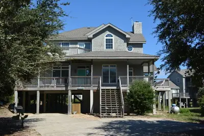 Image de Beautiful Obx Duck beach house ~ 5 min walk to beach or pool