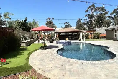 Image de Spacious 5-bedroom estate in San Diego with Pool, Jacuzzi, and Mini Golf