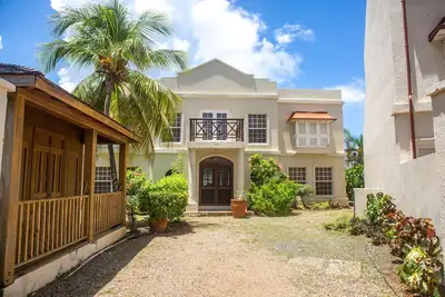 Image de Large, villa with multiple pools and a 5 minute walk to the beach