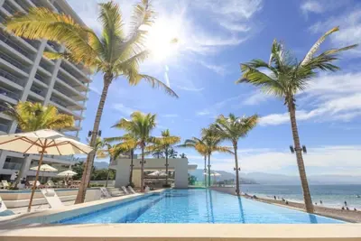 Image de Wake Up to Ocean Views & Complimentary Breakfast!