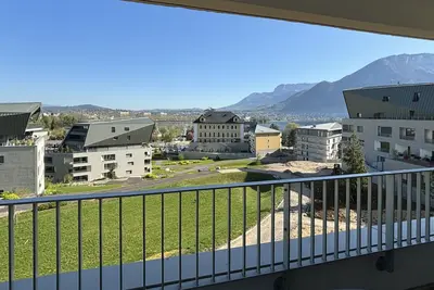 Image de View Point Impérial Lake 4* - Og Immo