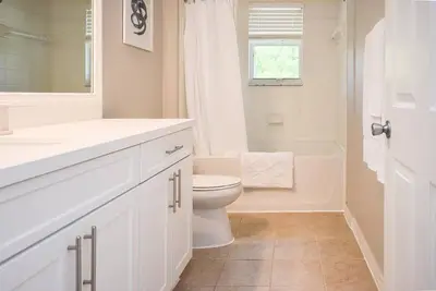 Image de Landing at Solero Plantation - 2 Bedrooms in Downtown Plantation
