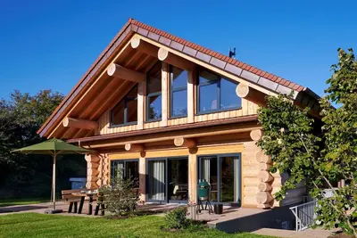 Image de Schwarzwaldchalet de luxe mit Sauna by Interhome