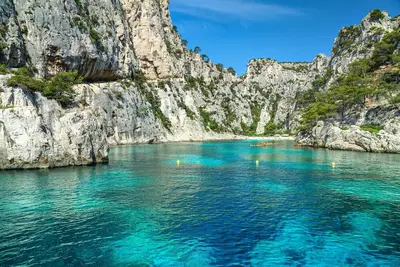 Image de Villa contemporaine avec piscine proche de Cassis et des plages
