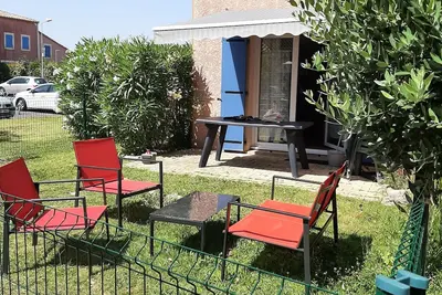 Image de Maison dans une résidence sécurisée avec piscines