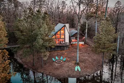 Image de Cabin Masterpiece on Private Lake