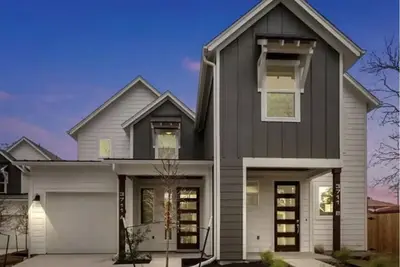 Image de Bright Spacious Townhome in trendy 78704