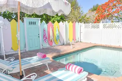 Image de Island Life at Pineapple Paradise