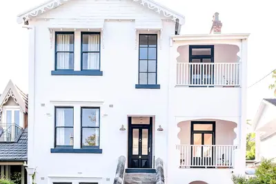 Image de Luxe historic six-bedroom house in heart of Newcastle - Pay 2, Stay 3*