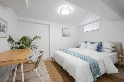 Image de Serene Shores Retreat