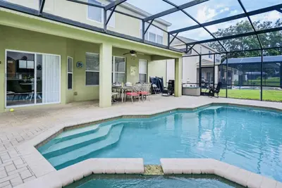 Image de Bright Resort Home w/ Pool • Kid Friendly • Near Disney
