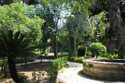 Image de Beautiful period villa overlooking the gulf of Monte Cofano and Erice