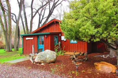 Image de Pet-Friendly Cabin with River Access, Hot Tub & Mountain Views!