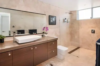 Image de Cooinda - sweeping ocean views, walk to beach