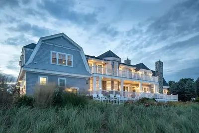 Image de The Beach Estate, Panoramic Ocean Views, 5700 sqft
