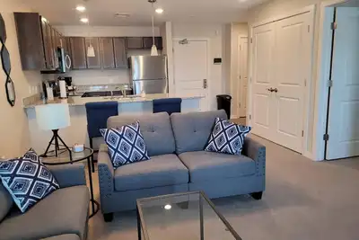 Image de 1-Bedroom apartment in Fenton, Mi with Wi-Fi, Fitness Center, & in-unit Laundry!