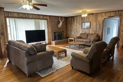 Image de Delightful Farmhouse 4-bedroom 2 full bathrooms located in Marshallville, Ga