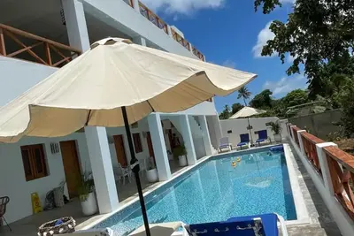 Villa con Vista al Mar, A 3 Minutos de la Playa Caminando y del Centro