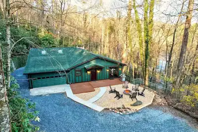 Image de River Front, Dog Friendly, Fenced yard, Hot Tub, Fire Pit