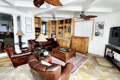 Image de Great View So Much Family Fun In Beautiful Hampton Home Includes Pool and WiFi.