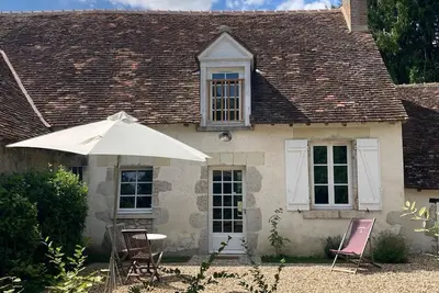 Image de Petite maison au calme entre vignes et champs