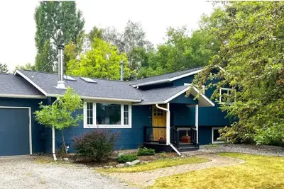 Image de Cozy home with great location and neighborhood w/ hot tub!