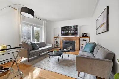 Image de Luxurious House Big Terrace | Sleeps 16 | 3bath