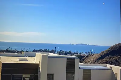 Image de Comfortable safe gated community, located 12 min away from Valle de Guadalupe.