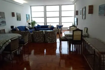 Image de Apartamento nas Pitangueiras de Frente Para o Mar