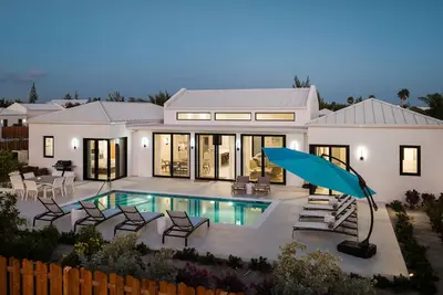 Image de The Dolliphin Villa (Uese 14)