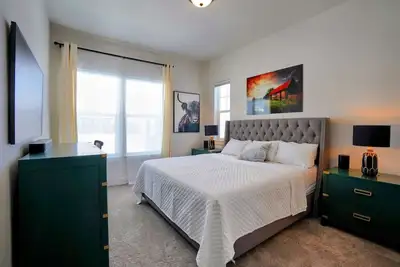 Image de Luxe 4br Home with Hot Tub & Sauna