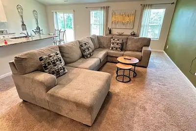 Image de Cozy 3br house 15mins to A&T, Uncg, WetNWild